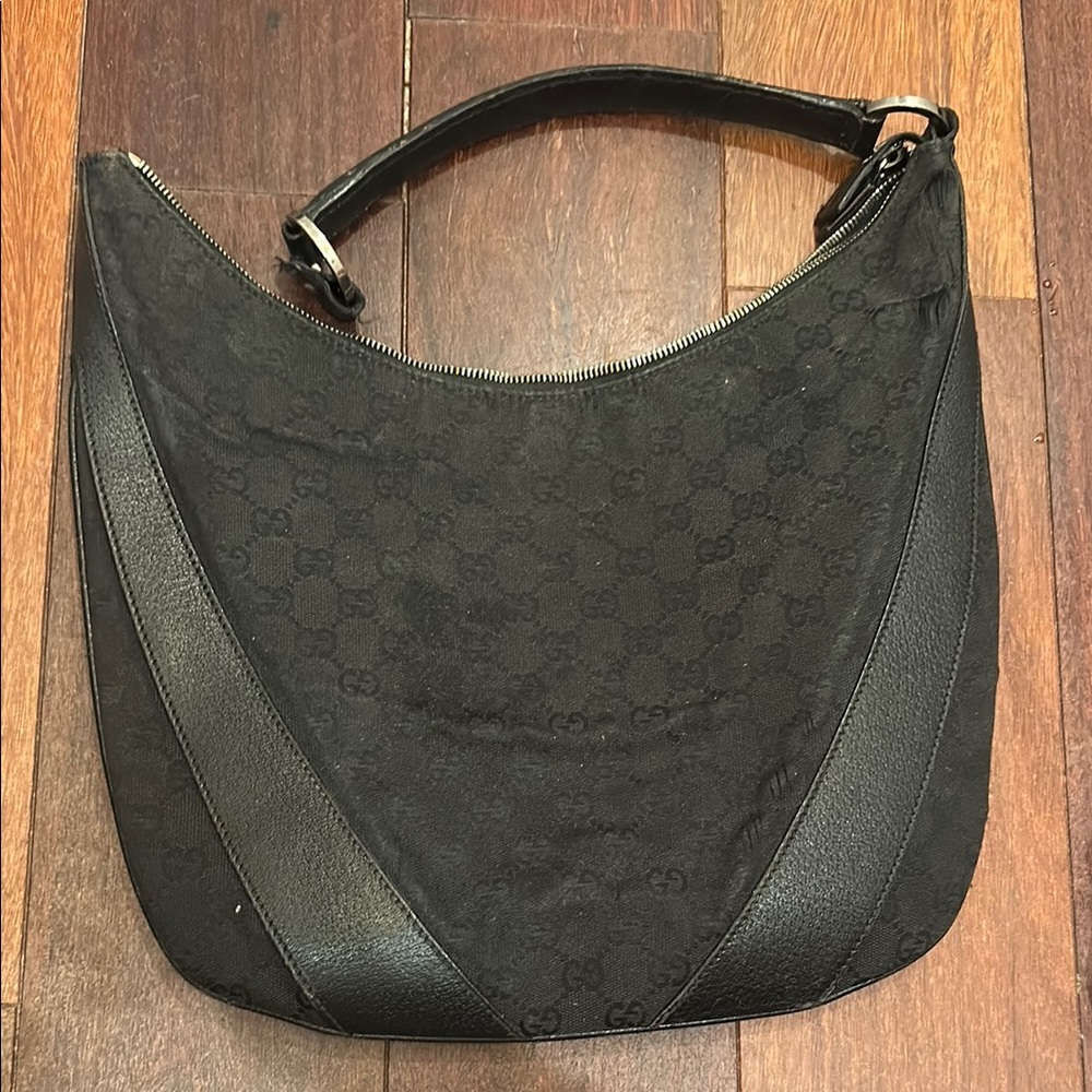 Black Gucci purse